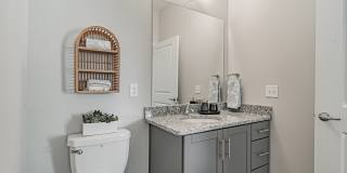 The NinetyNine Gallery 26