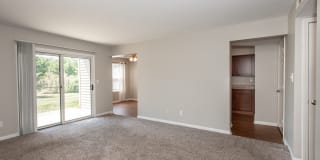 Sky Harbor Apartments Gallery 16