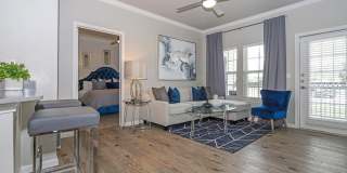 Residence at Lake Jackson Gallery 17