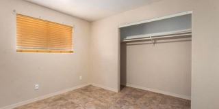Nice 3 bedroom 2 bath! Gallery 6