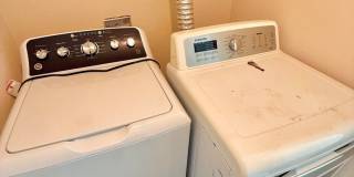 Spacious 2 Bed 1 Bath Fairwood Condo Gallery 18
