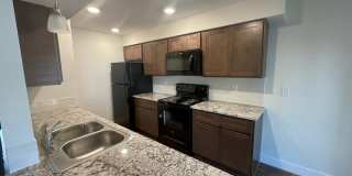 Carriage Crossing Gallery 17