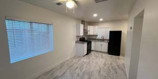 Recently Remodeled 1 Bed. Apt. Near Shopping & Public Transportation Recently Remodeled 1 Bed. Apt. Near Shopping & Public Transportation Gallery 4