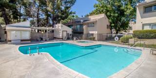 Newly Remodeled 2 Bed / 2 Bath  Upstairs Condo In Colton! Gallery 27