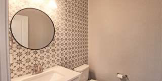 Newer 2 bed 2.5 bath Castle Rock townhome. Gallery 19