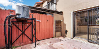 1911 SW 107th Ave Gallery 40