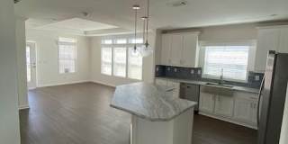 330 9th Street Gallery 4