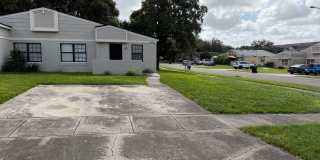 Charming 2 Bedroom Duplex Near UCF – Available Now! Charming 2 Bedroom Duplex Near UCF – Available Now! Gallery 1