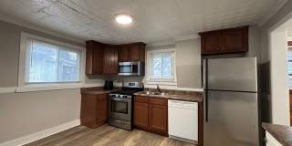 4 Bedroom 2 Bath Single Family Home W/Garage! Gallery 12