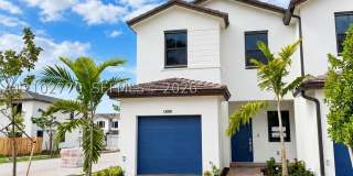 13100 SW 232nd Ter Gallery 1