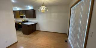 ***PENDING APPLICATION***Beautiful 3 Bedroom Home, Pet Friendly! ***PENDING APPLICATION***Beautiful 3 Bedroom Home, Pet Friendly! Gallery 7