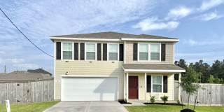 Spacious 5 Bedroom House in Cleveland Gallery 1