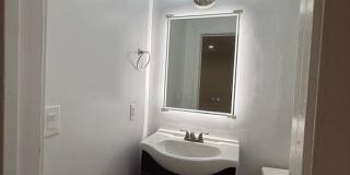 13952 Moorpark St. Gallery 25