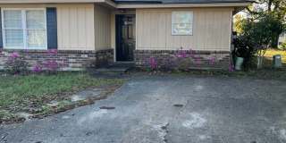 Beautiful Duplex Close to Mid-Town Savannah Gallery 1