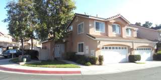 End-Unit 3BR 2.5BA Townhome w/ 2 Car Attached Garage Gallery 1