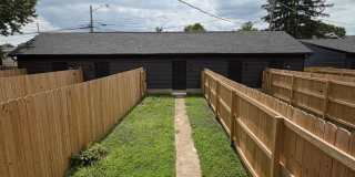 2 Bed / 2 Bath with Private Garage & Fenced Yard Gallery 17