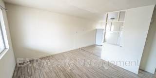 1010 Palomas Drive SE Gallery 1