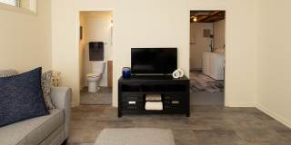 Walnut Grove Gallery 13