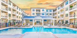 Overture Greenville Age 55+ Apartment Homes Gallery 35