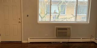 2530 W Foster Ave Gallery 1