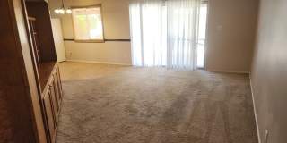 Ranch Style 3 bed/1.75 Bath, RV parking NO HOA! Gallery 4