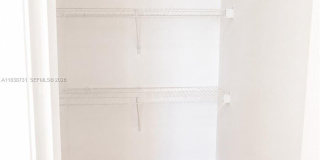 3862 NE 171st St Gallery 34