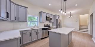 2924 GRACEFIELD Road Gallery 53