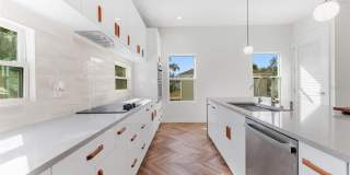 102 W ADALEE STREET Gallery 6