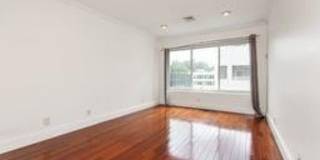 100 cuttermill Road Gallery 20