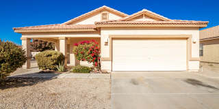 4-Bedroom Home with Grassy Backyard Gallery 1