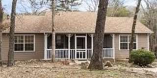 28 Hickory Lane Gallery 1