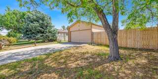 Cozy, Remodeled Gem with Spacious Backyard – Your Perfect Rental Home! Gallery 30