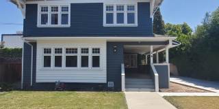 Spacious 5-Bedroom Craftsman Home in a Prime Location Gallery 1