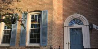 Spacious Townhome, Great Location! Gallery 1