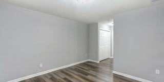 Large 3BR/2BA East Savannah House For Rent Gallery 11