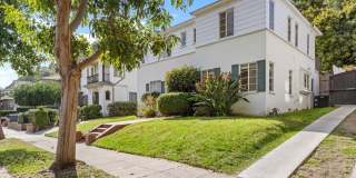 2565 Canyon Dr Gallery 1