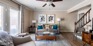 Smoky Crossing Apartment Homes Gallery 31