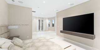 10561 NW 67th Ter Gallery 18