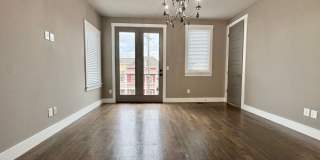 3 Bed, 3.5 Bath Home w/ 2 Car Garage and Lake Views Gallery 26