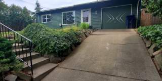 Welcome to Your Lynnwood Retreat! Gallery 1