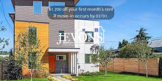 Luxury single-family home with inclusive water, sewer, and garbage Gallery 1