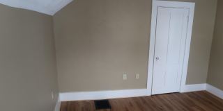 5 Green Street Gallery 33