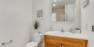 Pier Village Gallery 17