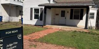 Adorable Rental Property Available in the heart of Guthrie. Gallery 1