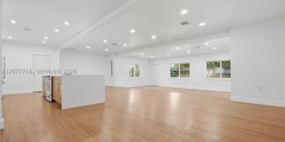 13040 N Miami Ave Gallery 11