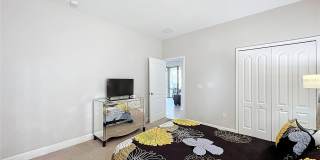 185 BROOKES PLACE Gallery 14