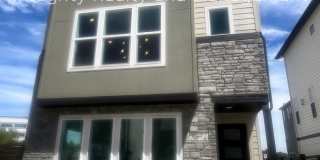 3 Bed/3.5 Bath Townhome- 10976 E Geddes Pl Gallery 1