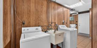 2261 STRAHLE Street Gallery 22