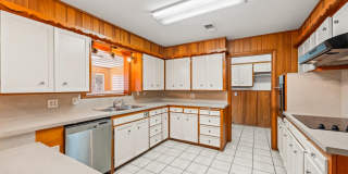 3423 56th Street Gallery 9