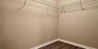 17541 Lee Rd Gallery 10